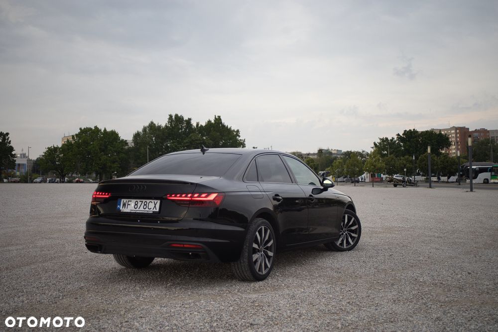 Audi A4 Limousine 35 TFSI mHEV S Line S tronic - 2