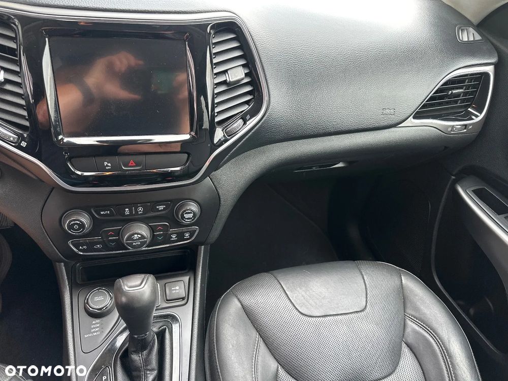 Jeep Cherokee 3.2 V6 Active Drive I Limited - 18