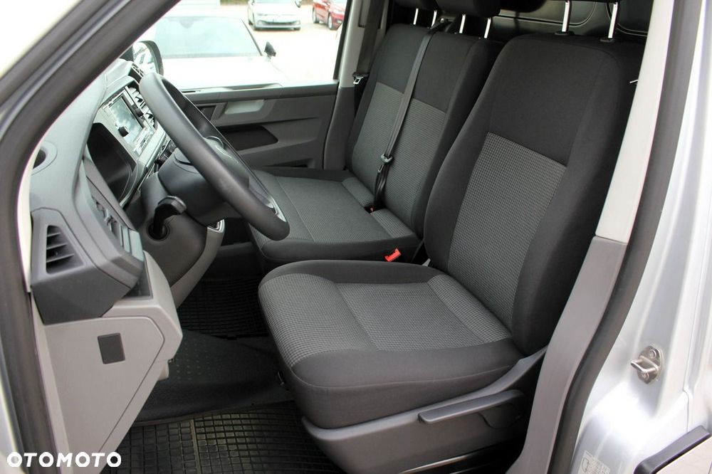 Volkswagen Transporter - 10