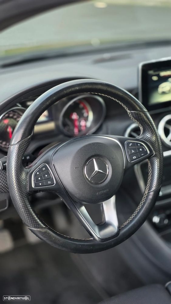 Mercedes-Benz A 180 d Fleet Pack Urban - 10