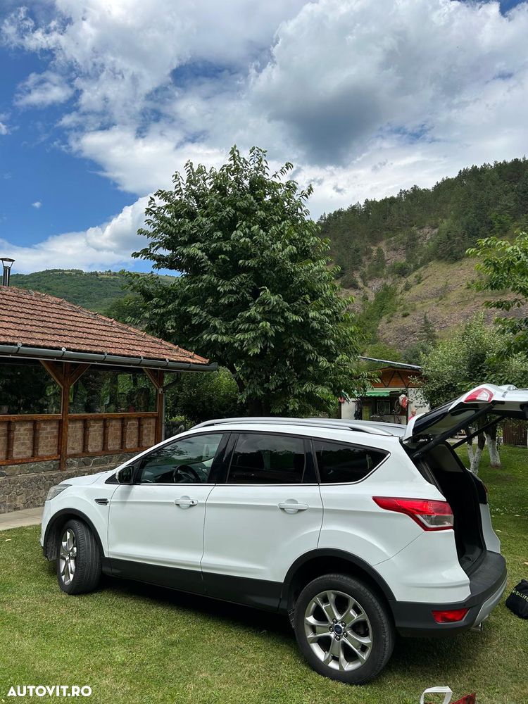 Ford Kuga 2.0 TDCi 2x4 SYNC - 4
