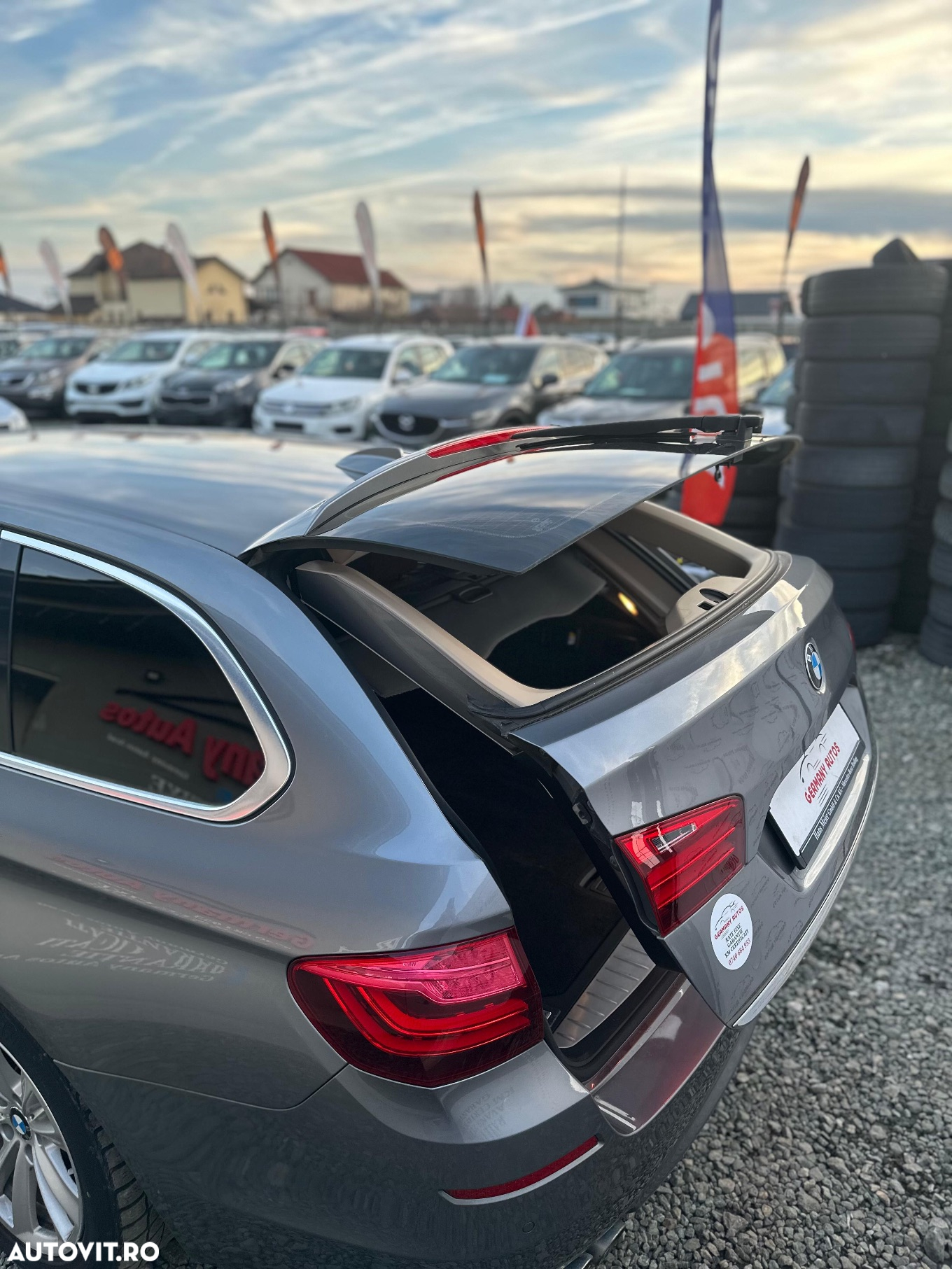 BMW Seria 5 520d Touring Aut. Luxury Line - 27