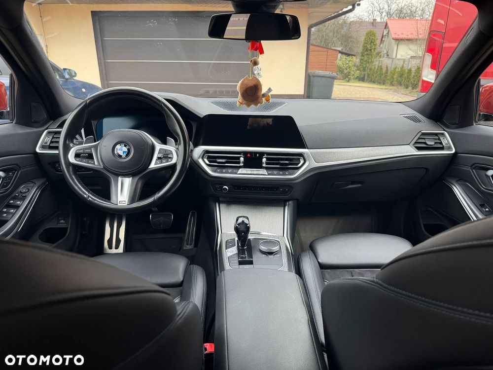 BMW Seria 3 320d xDrive Sport - 21