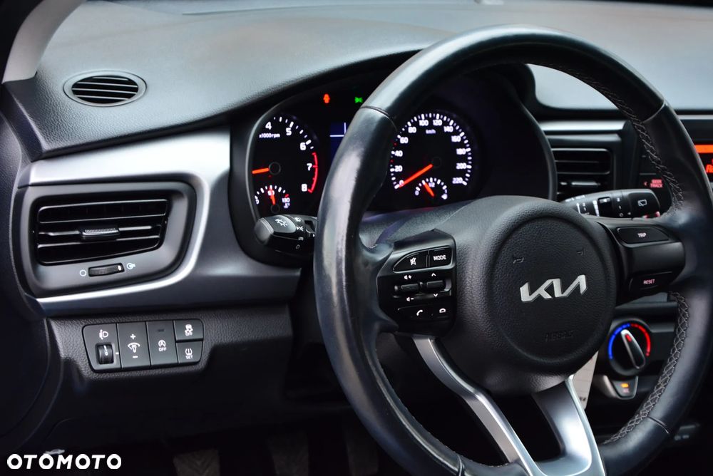 Kia Rio 1.2 M - 8