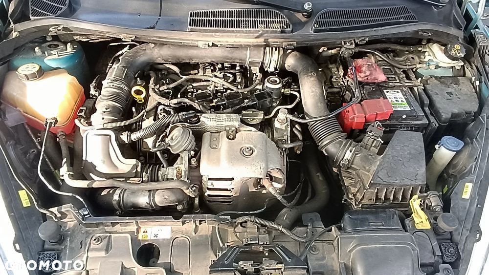 Ford Fiesta 1.0 EcoBoost STart-Stop Titanium - 24