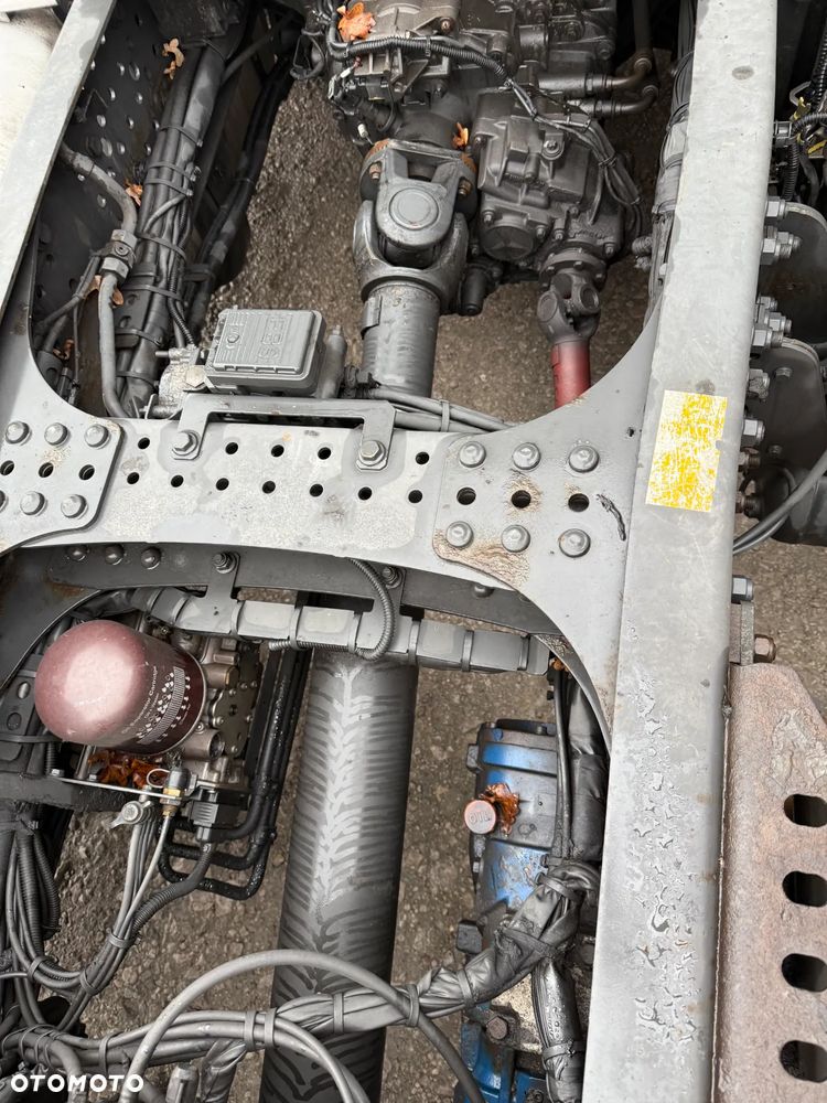 Mercedes-Benz Actros 1845 StreamSpace - 14