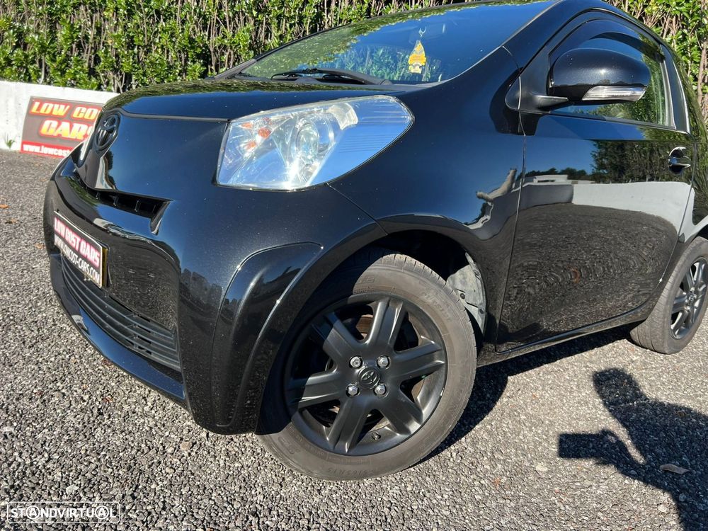 Toyota iQ 1.4 D-4D - 18