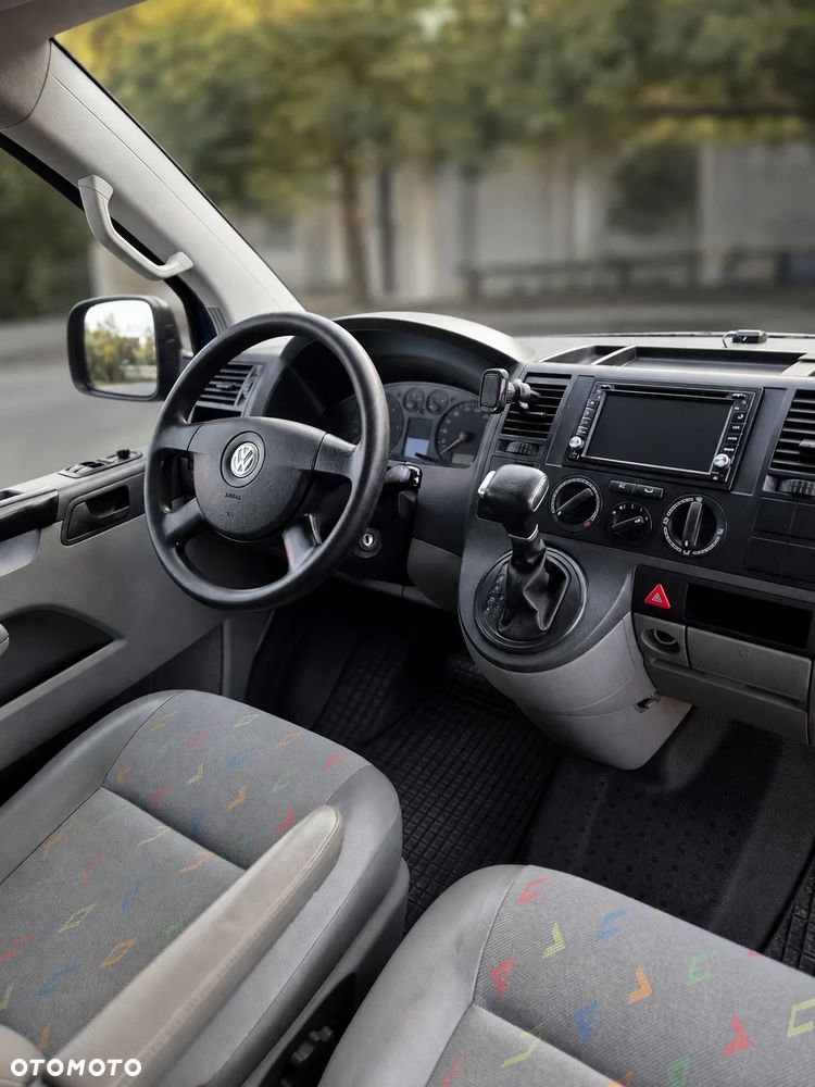 Volkswagen Transporter - 3