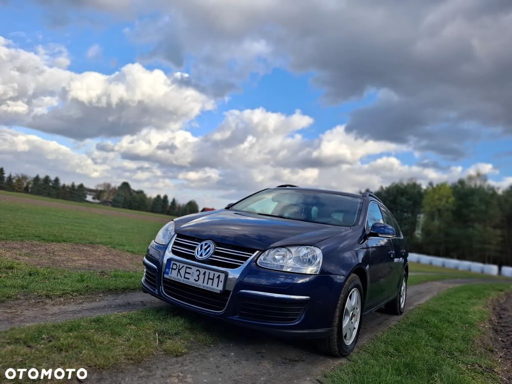 Volkswagen Golf 2.0 TDI Comfortline - 4