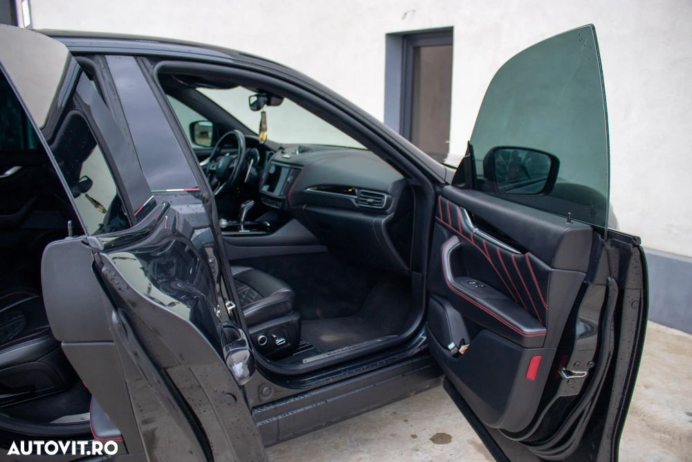 Maserati Levante - 15