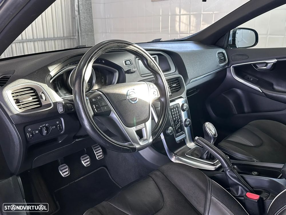 Volvo V40 1.6 D2 R-Design - 7