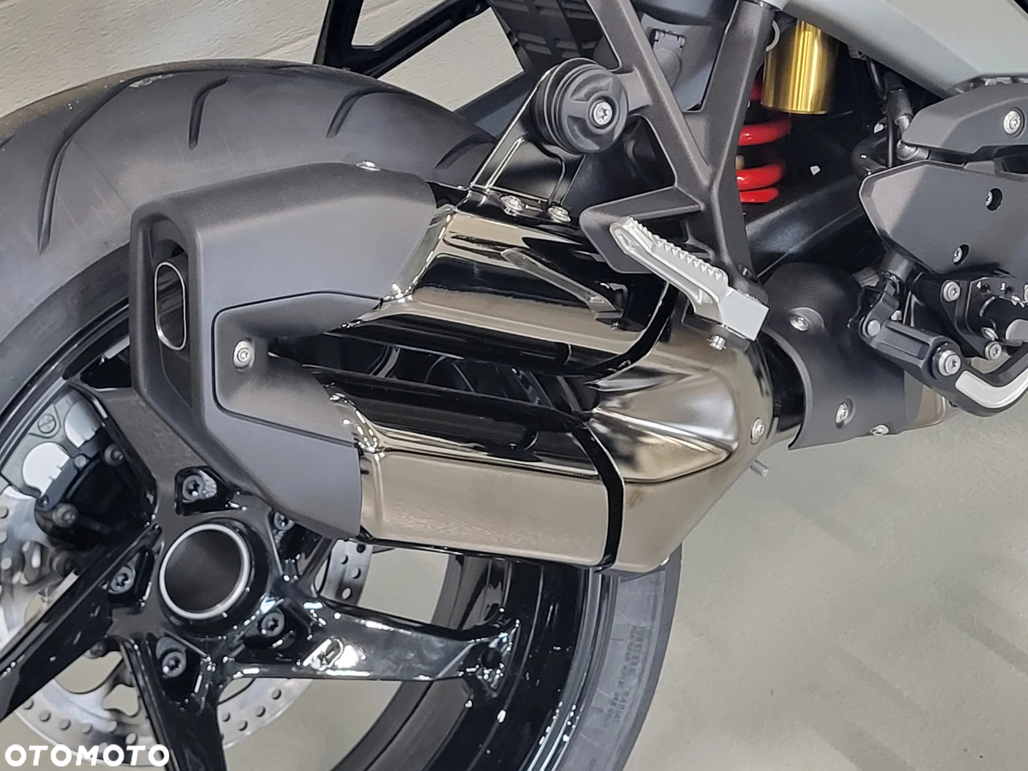 BMW R - 13