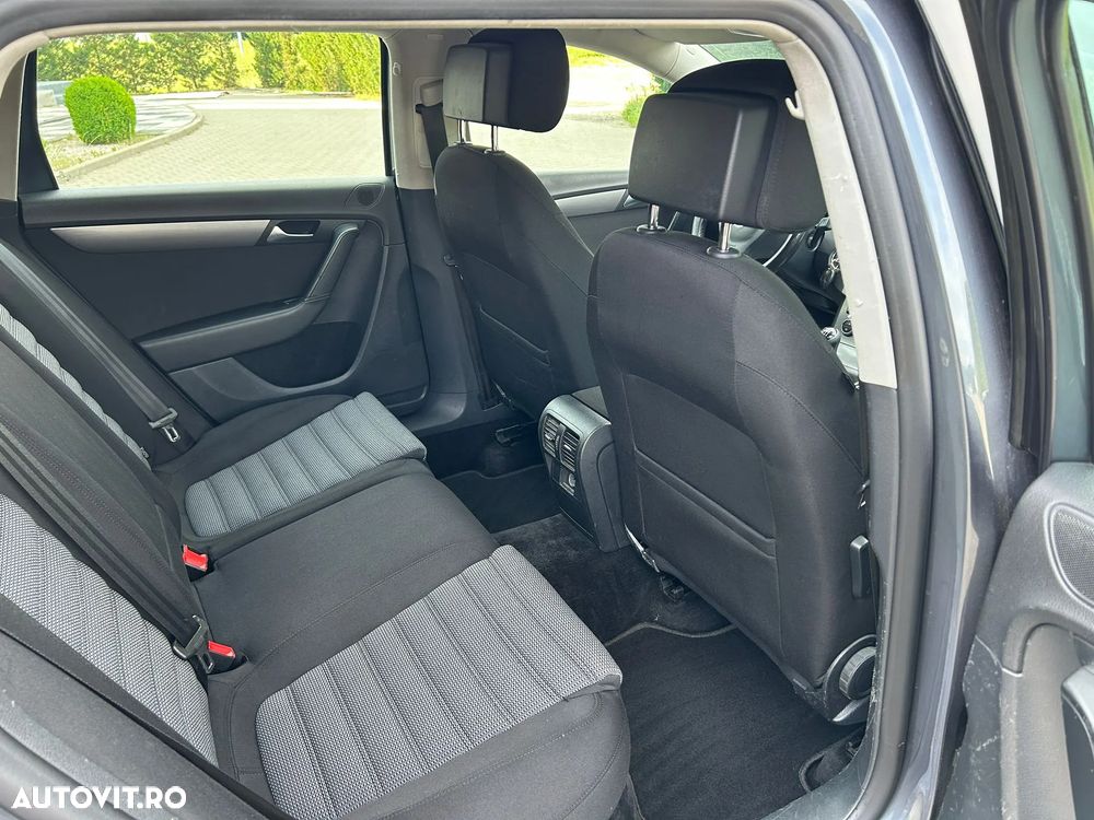 Volkswagen Passat 2.0 TDI BlueMotion Technology Highline - 9