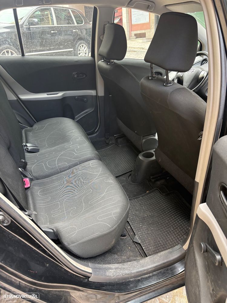 Toyota Yaris 1.0 VVT-i Cool - 5
