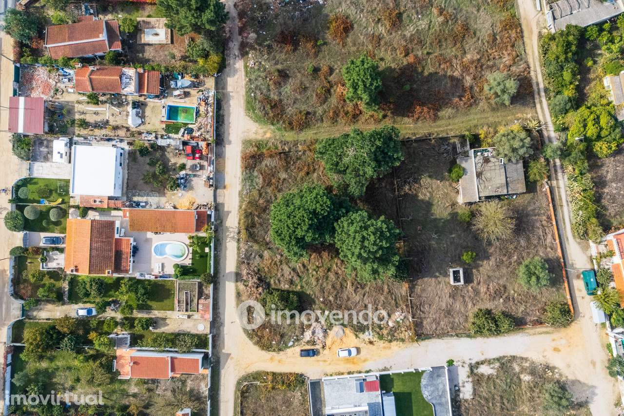 Terreno urbanizável em Palmela com 814 m² - Grande imagem: 4/47