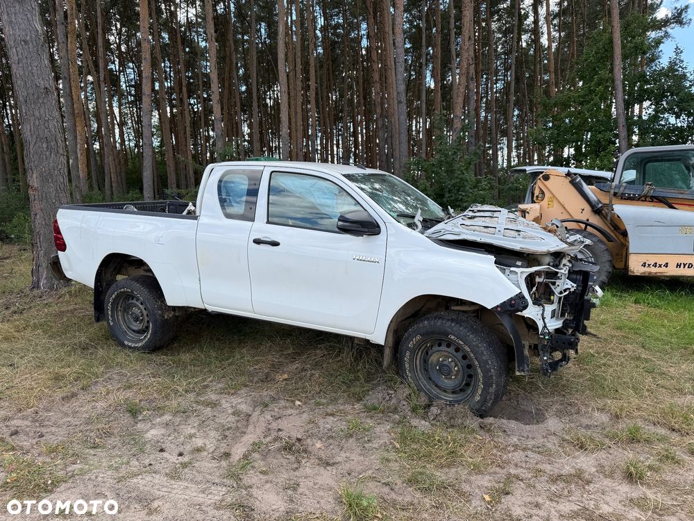 Toyota Hilux 2.4 D-4D Single Cab DLX 4x4 - 3