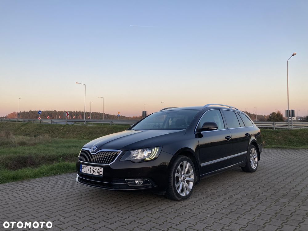 Skoda Superb 2.0 TSI Elegance DSG - 2