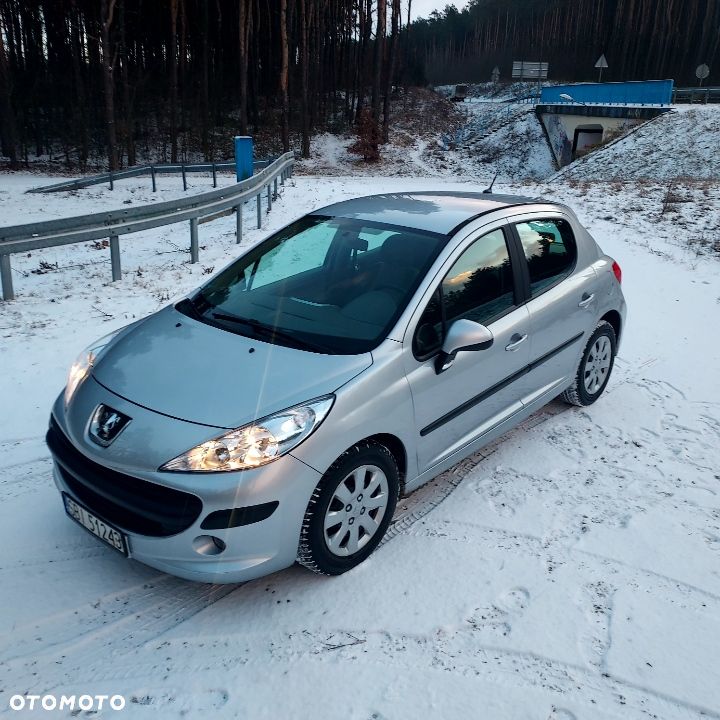 Peugeot 207 1.4 16V Presence - 25