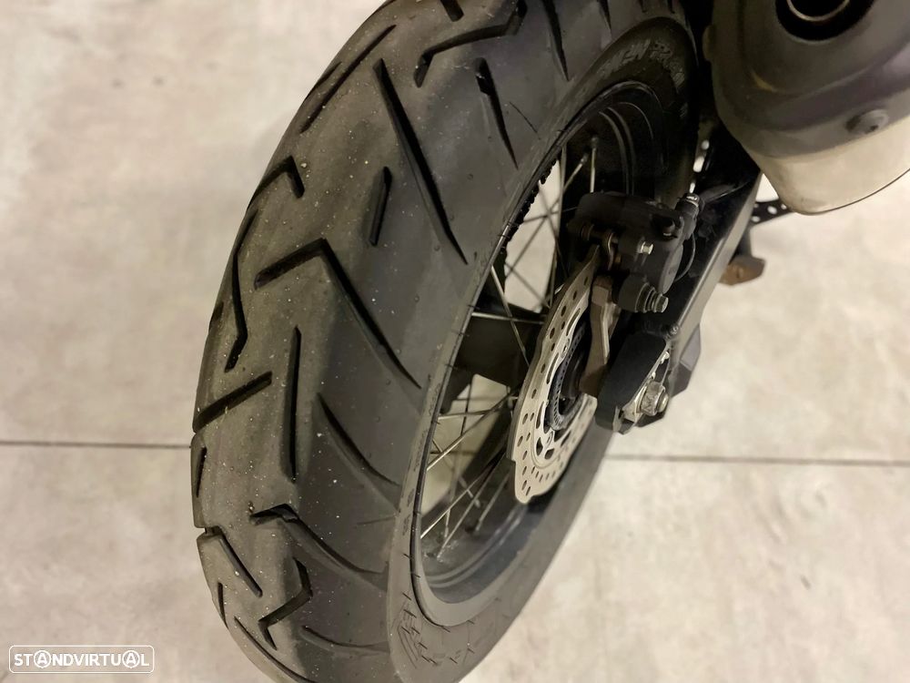 Honda Africa Twin CRF 1100 D - 6