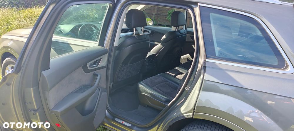 Audi Q7 - 13