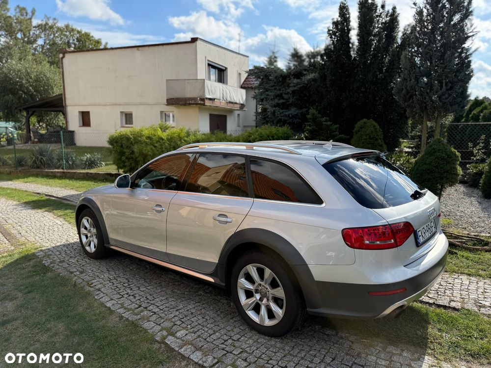Audi A4 Allroad 2.0 TFSI S tronic - 4
