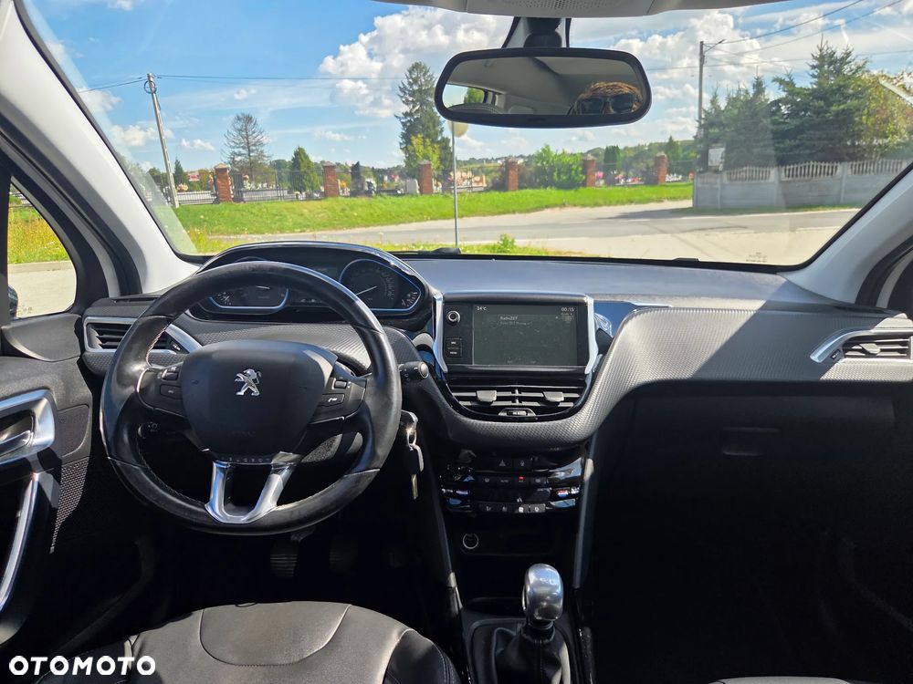 Peugeot 2008 1.6 BlueHDi Crossway S&S - 23