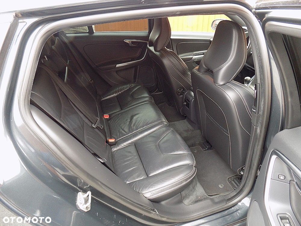 Volvo V60 Cross Country D3 Kinetic - 7