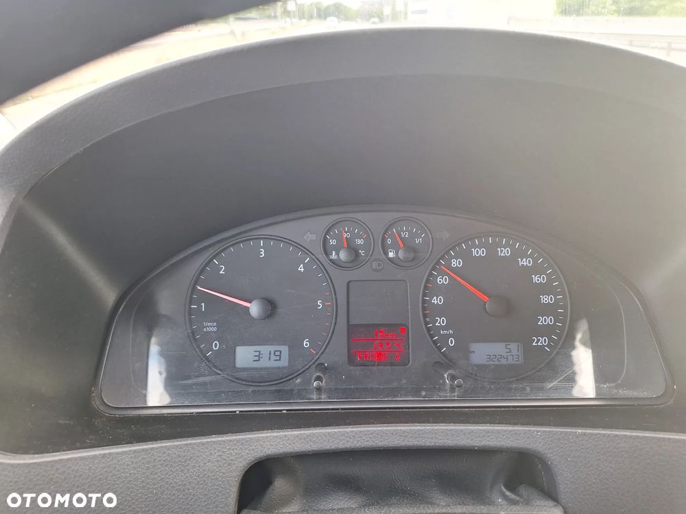 Volkswagen Transporter - 19