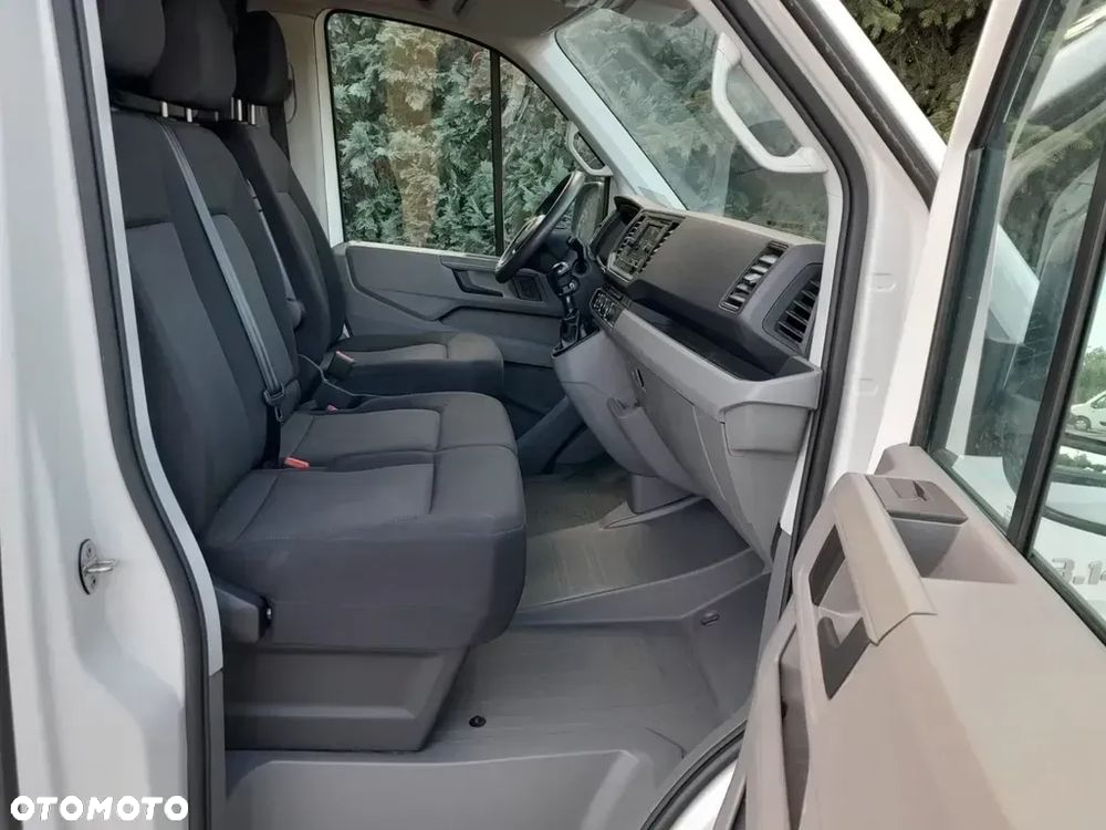 Volkswagen Crafter - 13