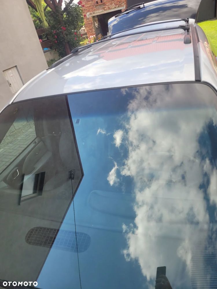 Chrysler Grand Voyager 2.8 CRD Limited - 3