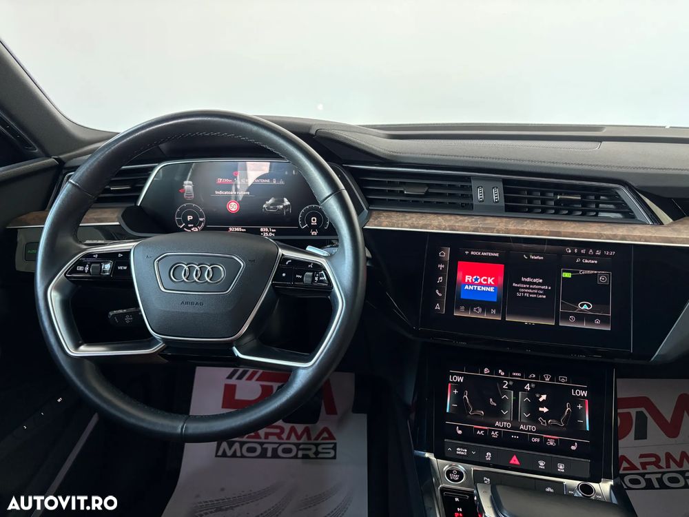 Audi e-tron 55 quattro - 14