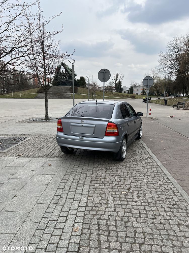 Opel Astra 1.6 Start - 3