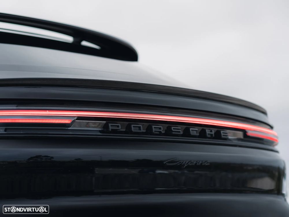 Porsche Cayenne Coupé E-Hybrid - 36