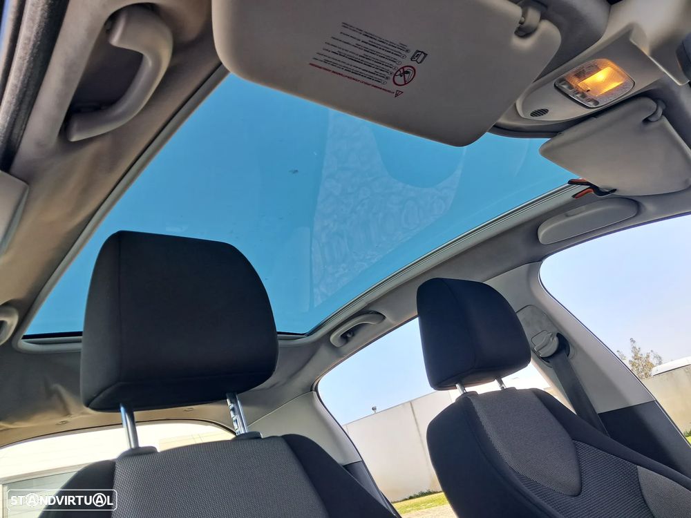 Peugeot 308 1.6 HDi Executive - 24