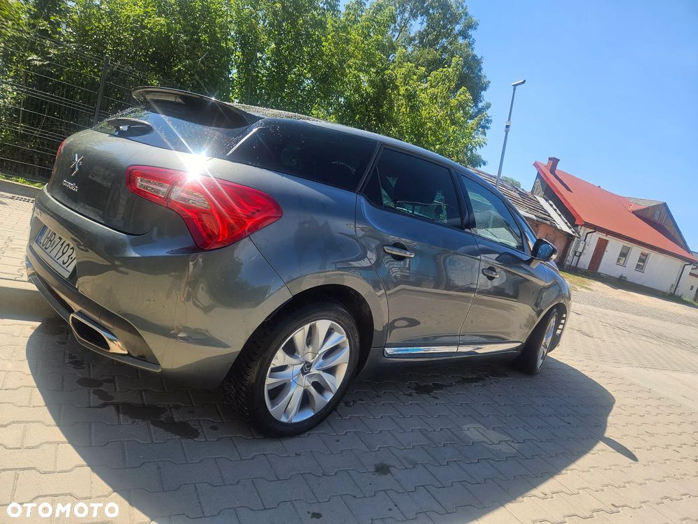 Citroën DS5 2.0 HDi SportChic - 2