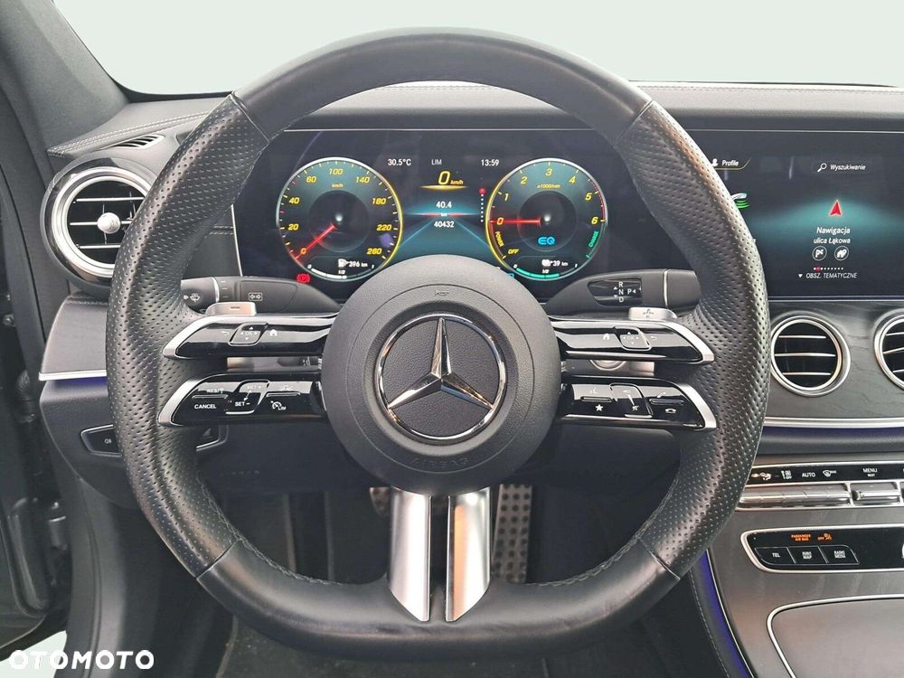 Mercedes-Benz Klasa E - 11