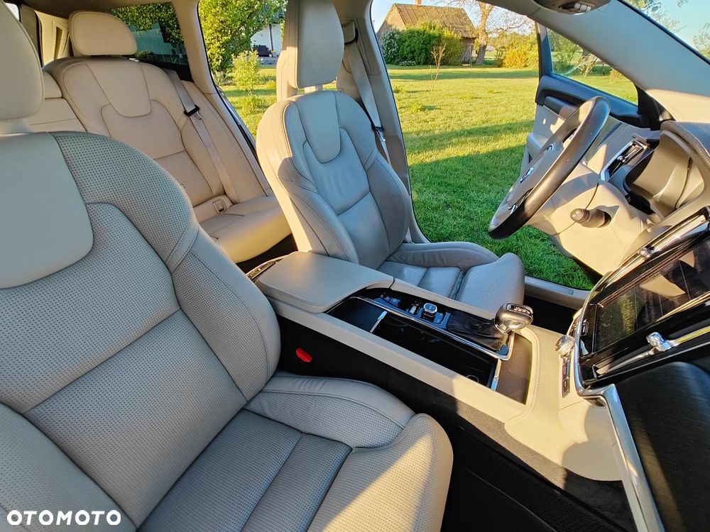 Volvo V90 Cross Country T6 AWD Geartronic Pro - 31