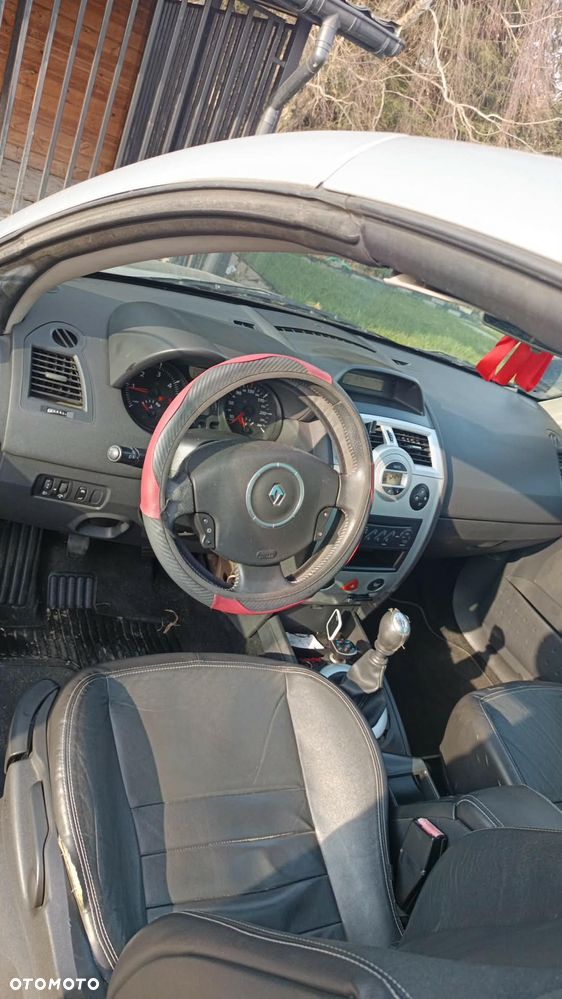 Renault Megane 1.5 dCi Dynamique - 6