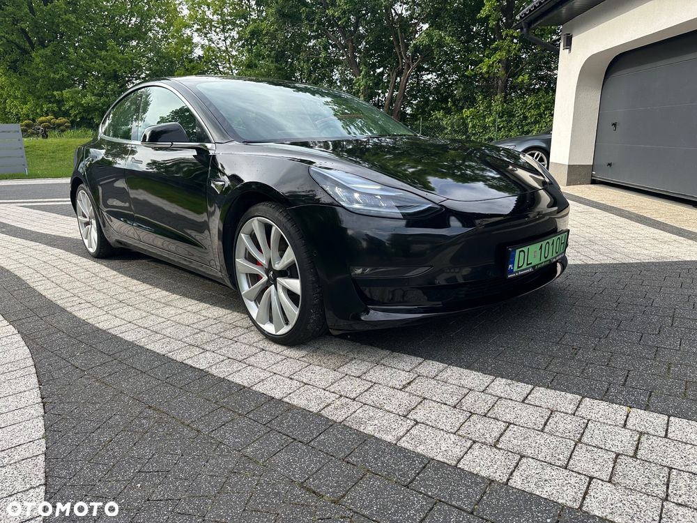 Tesla Model 3 - 2