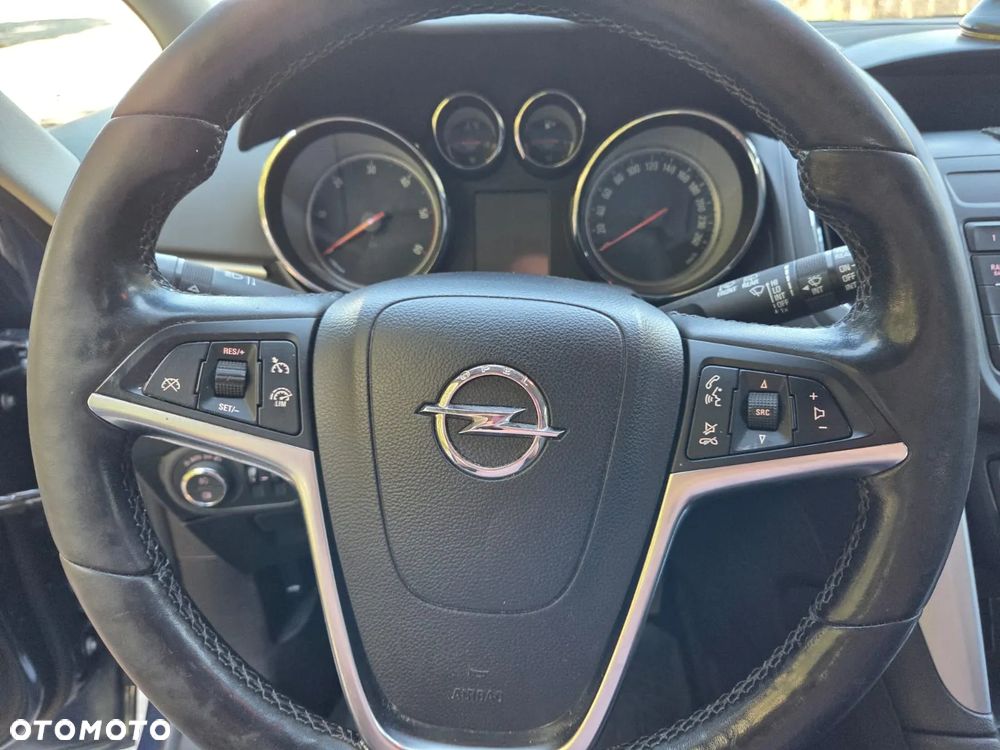 Opel Zafira - 13