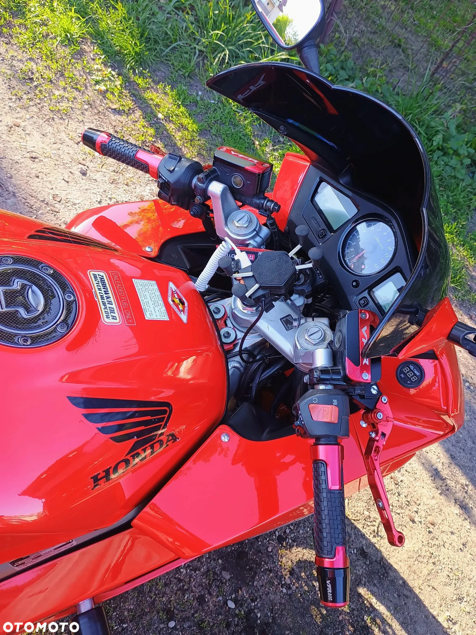 Honda VFR - 10