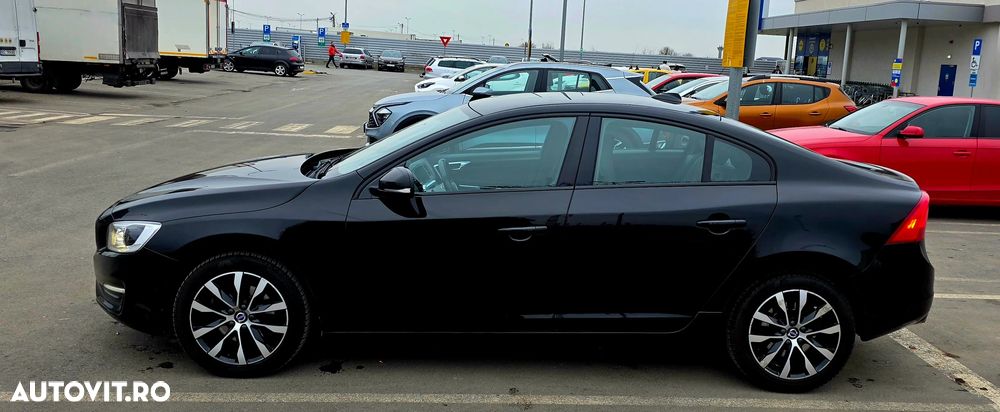 Volvo S60 D3 Geartronic Momentum - 3