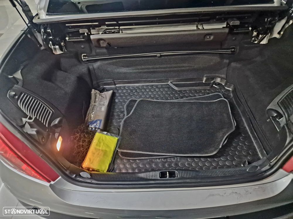 Peugeot 207 CC 1.6 HDi FAP Sport - 20