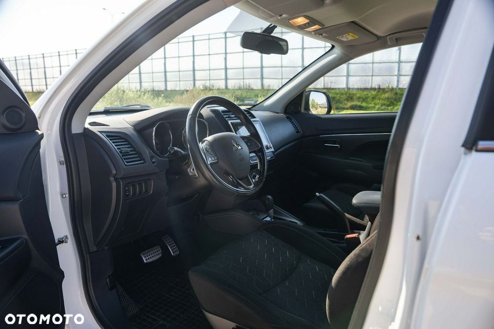 Mitsubishi ASX 2.0 2WD CVT Spirit - 18