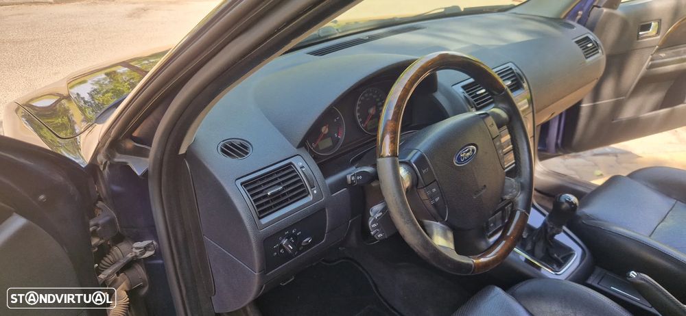 Ford Mondeo 2.0 TDCI Ghia Executive D. - 19