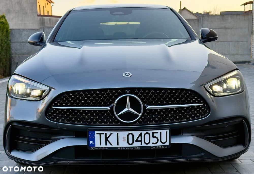 Mercedes-Benz Klasa C ver-300-de-phev-4--matic-amg - 35