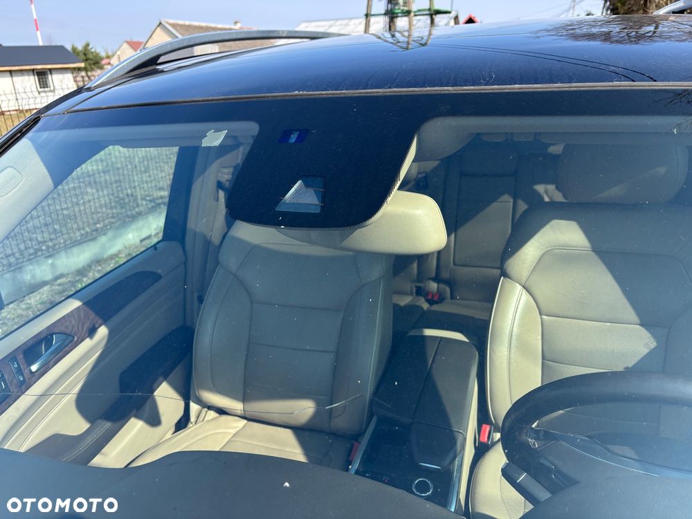 Mercedes-Benz ML - 36