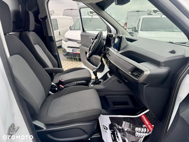 Ford Transit Courier - 9