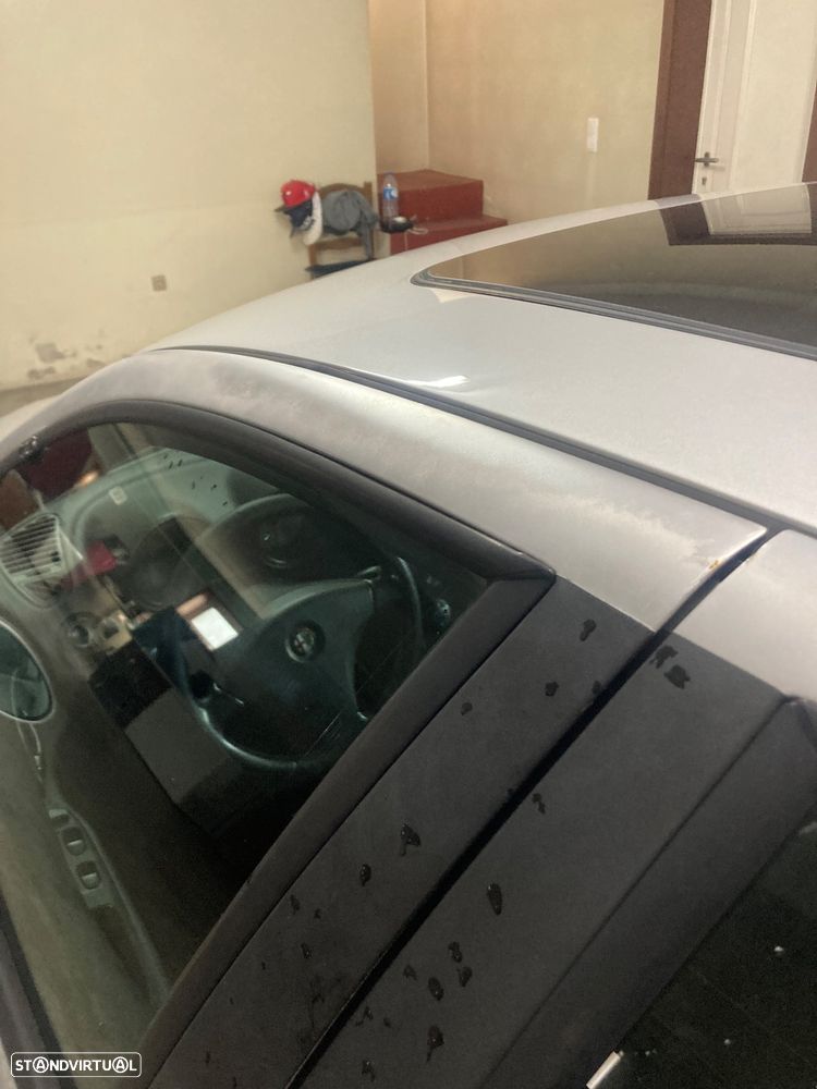 Alfa Romeo 156 2.4 JTD - 10