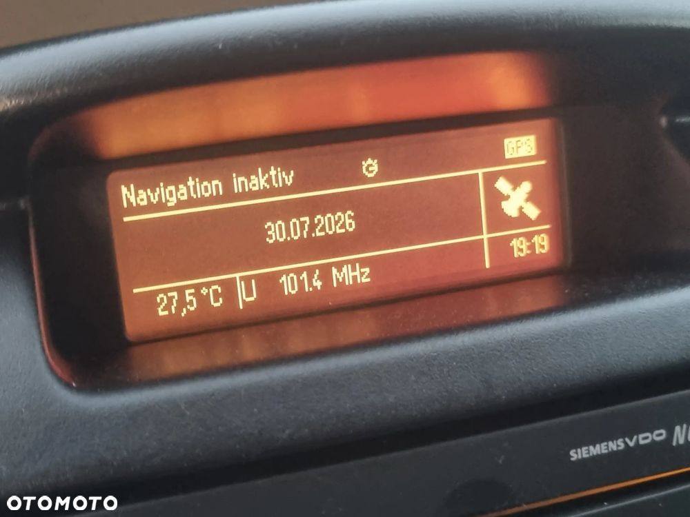 Opel Vivaro L2H1 2.9t - 31